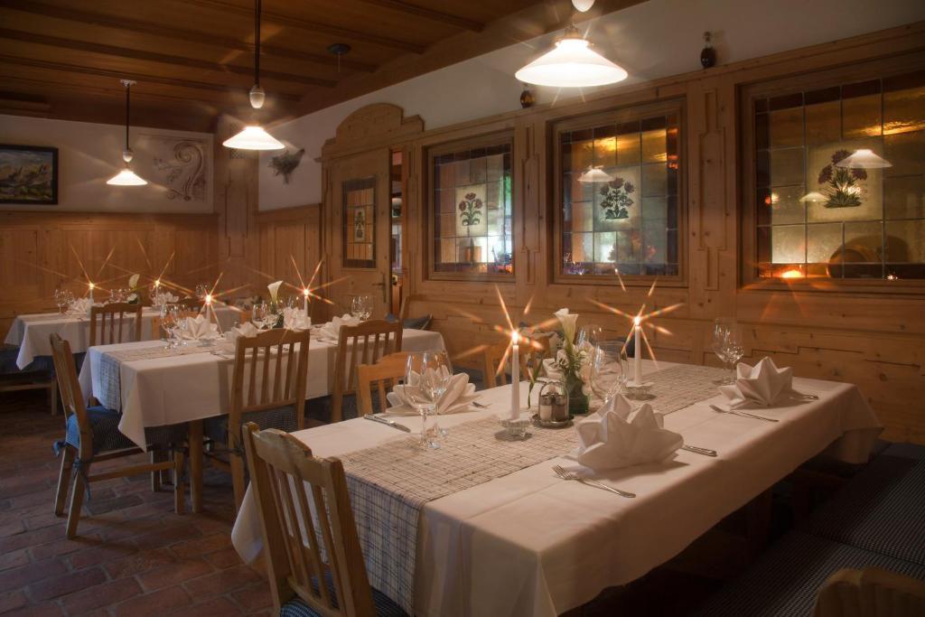 Gasthaus Hotel Oberwirt Ebbs Esterno foto